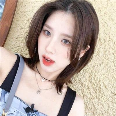 鱼跃在花见